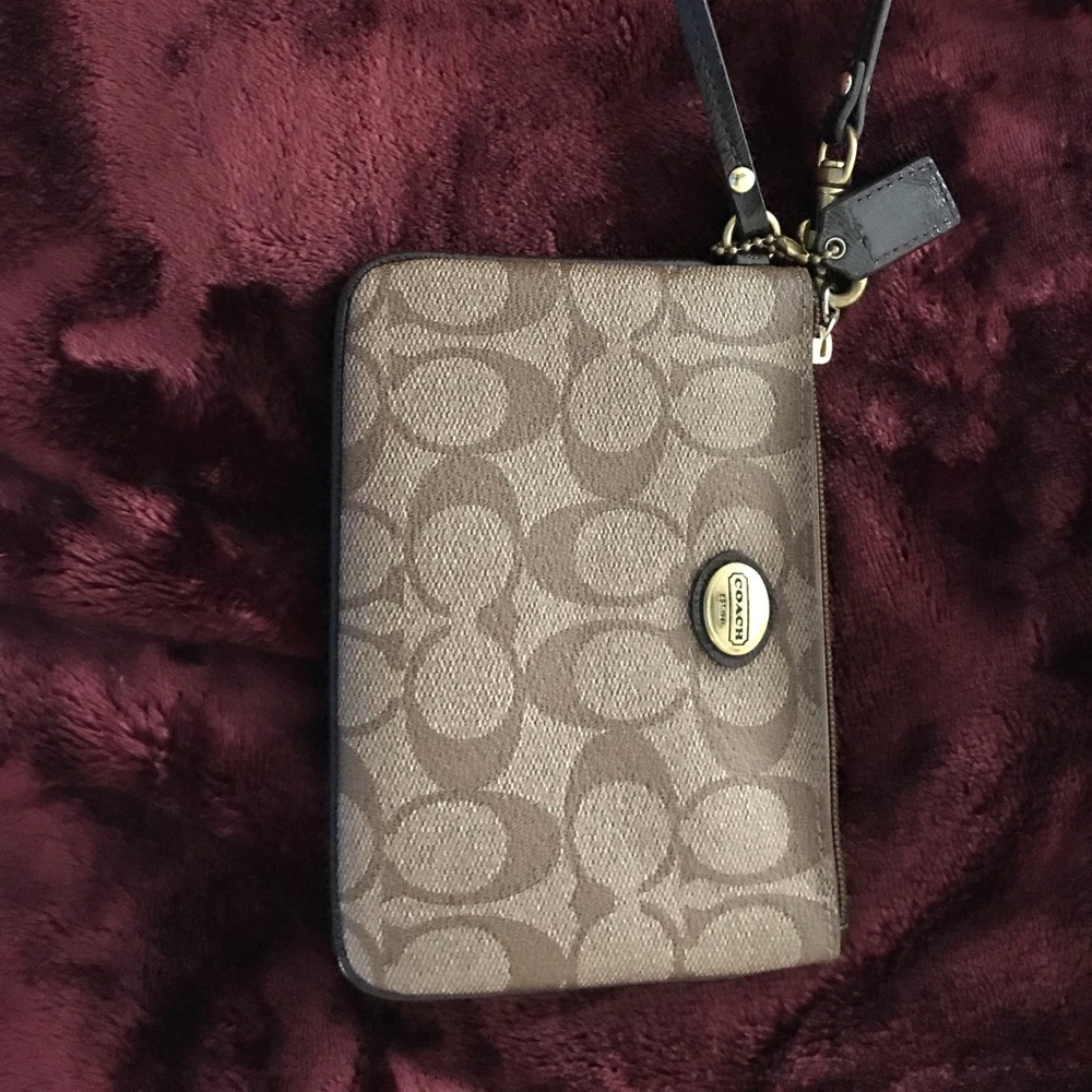 Coach tan wristlet